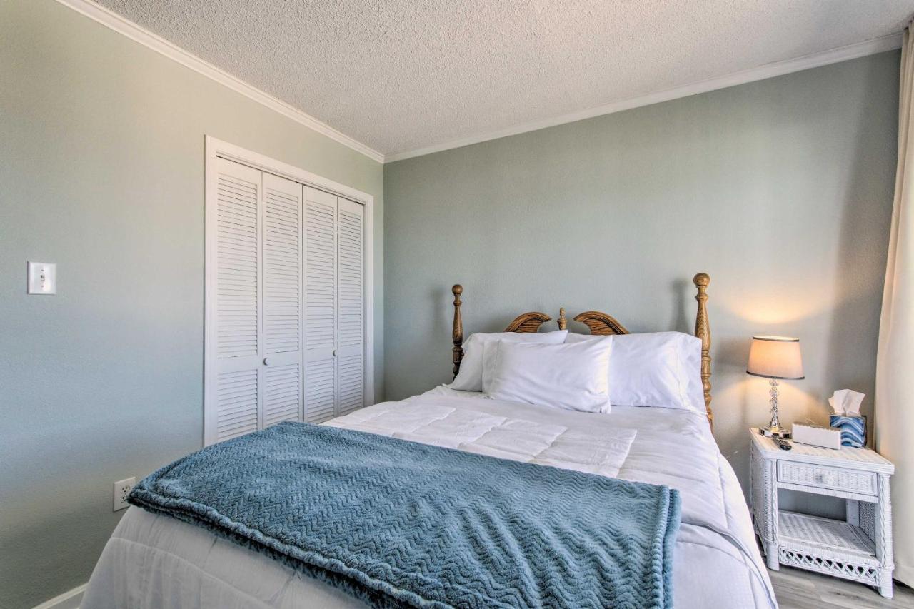 Convenient Retreat With Balcony And Ocean Views! Apartment North Topsail Beach Exterior photo