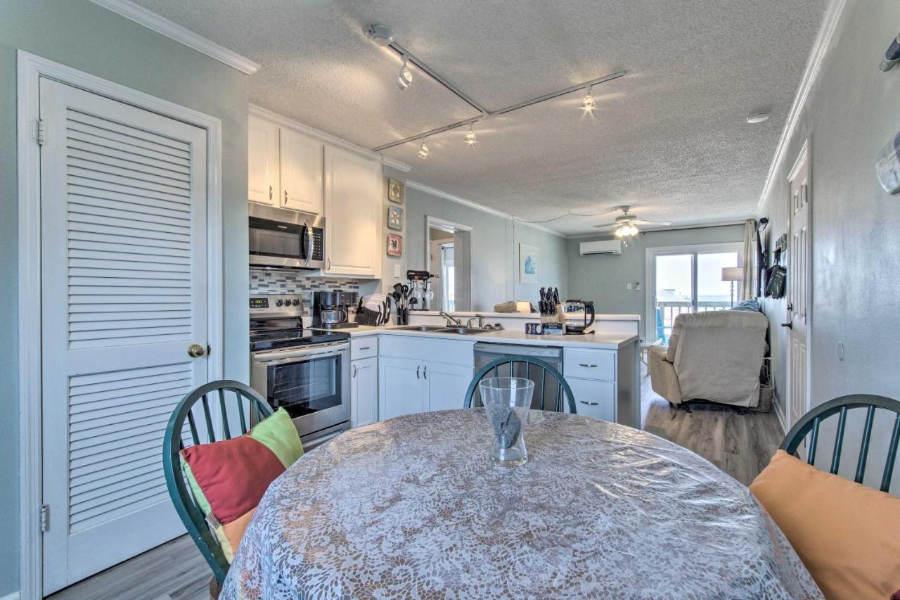 Convenient Retreat With Balcony And Ocean Views! Apartment North Topsail Beach Exterior photo